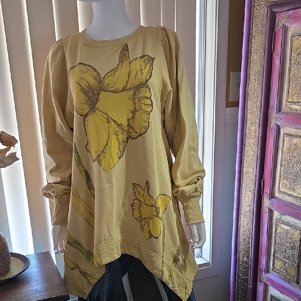 Free People Yellow Sweatshirt